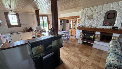 Maison - 102 m² - 5 pièces