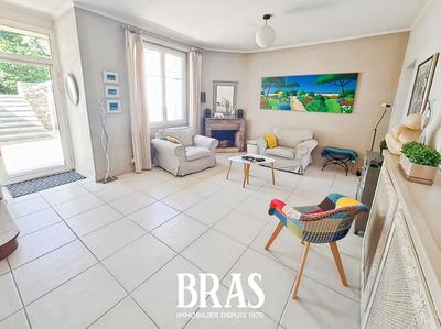 Maison - 134 m² - 6 pièces