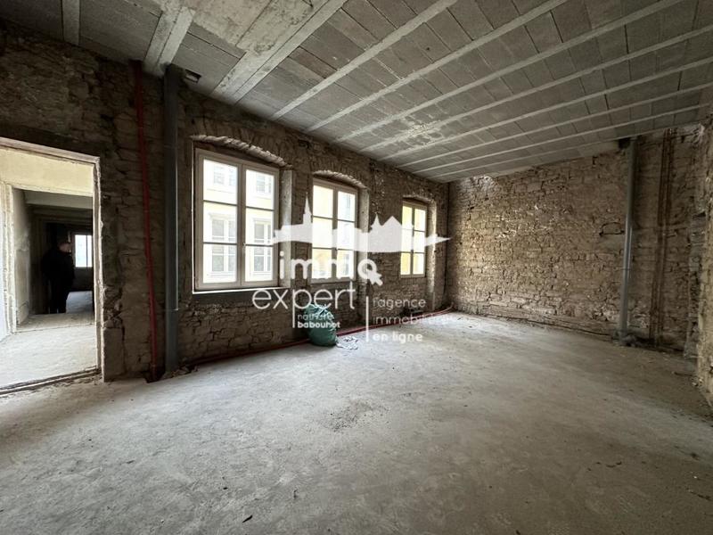 Appartement - 382 m² - 8 pièces