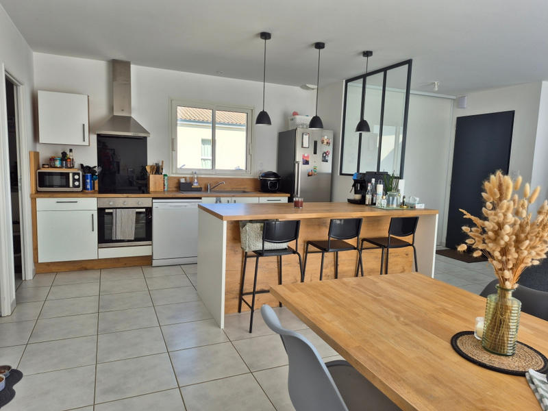 Maison - 96 m² - 4 pièces