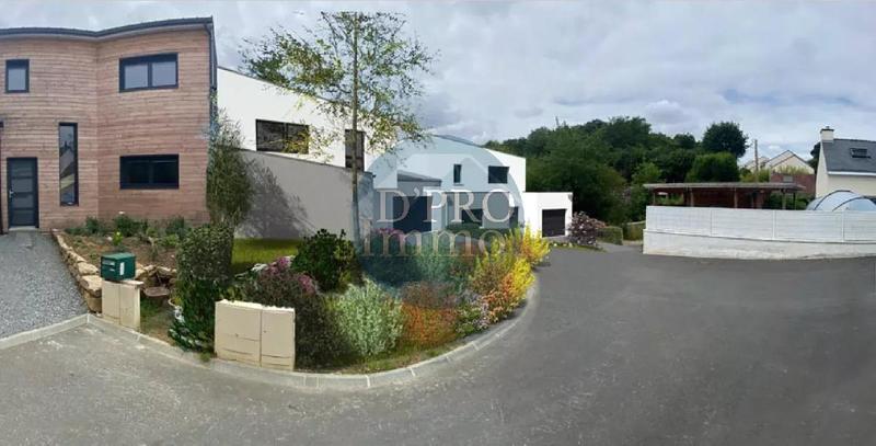 Maison - 127 m² - 8 pièces