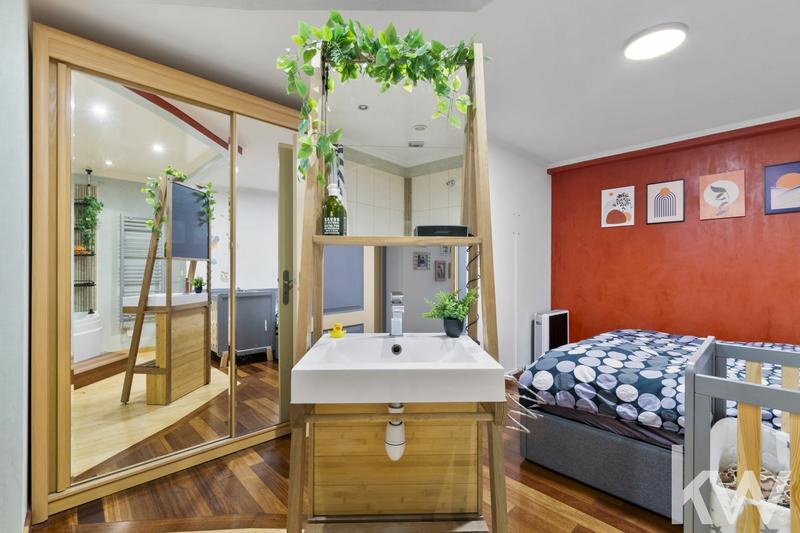 Appartement - 85 m² - 4 pièces