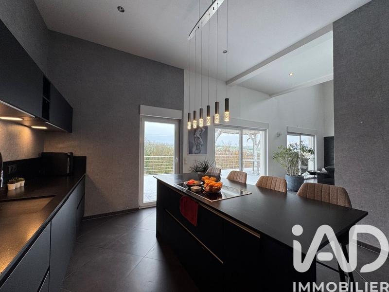 Maison de maîtres - 312 m² - 7 pièces