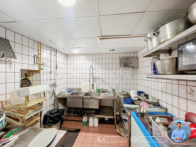 Fonds de commerce - Magasins - 60 m²