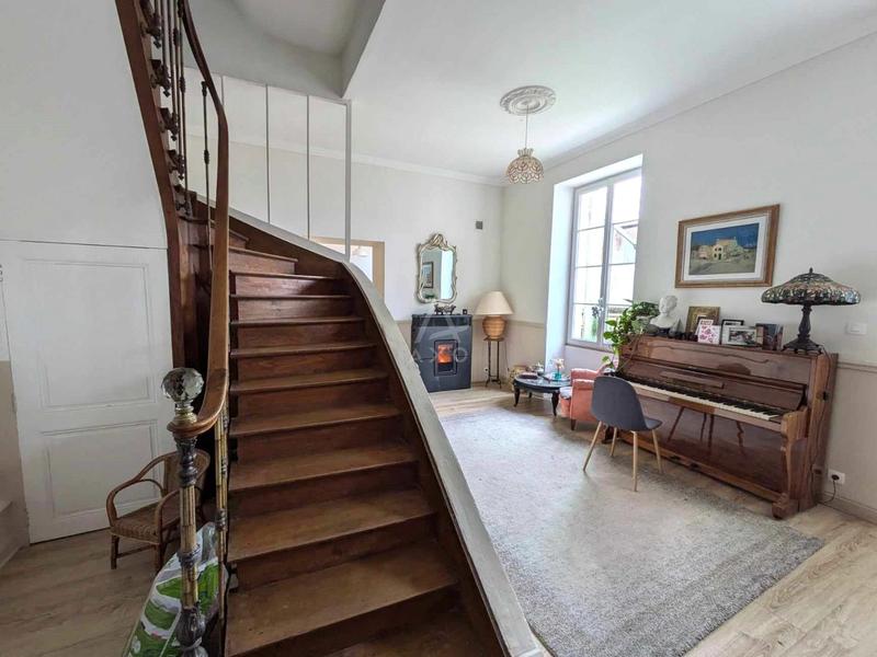 Maison de ville - 180 m² - 7 pièces