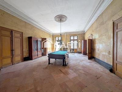 Appartement - 300 m² - 9 pièces