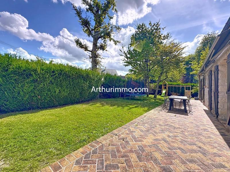 Maison - 232 m² - 9 pièces