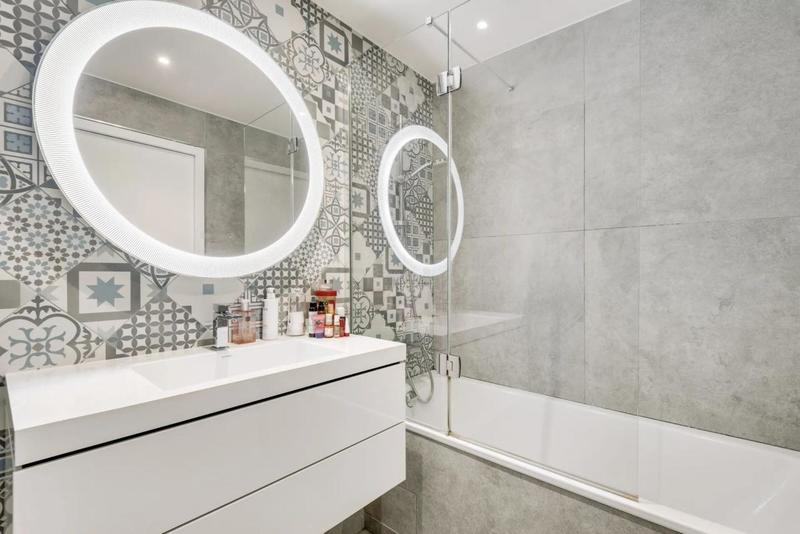 Appartement - 150 m² - 6 pièces