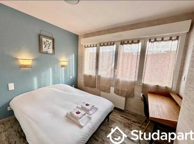 Chambre - 10 m² - 1 pièce