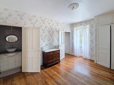 Maison - 135 m² - 7 pièces