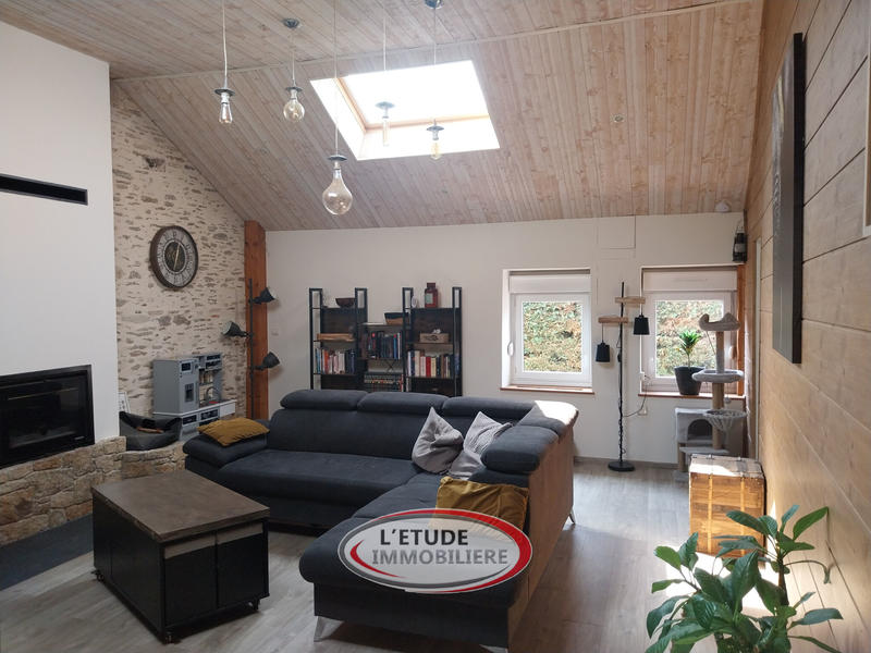 Maison - 136 m² - 7 pièces