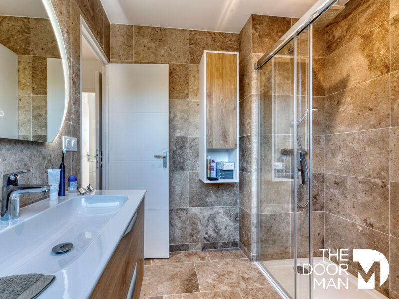 Maison - 94 m² - 5 pièces