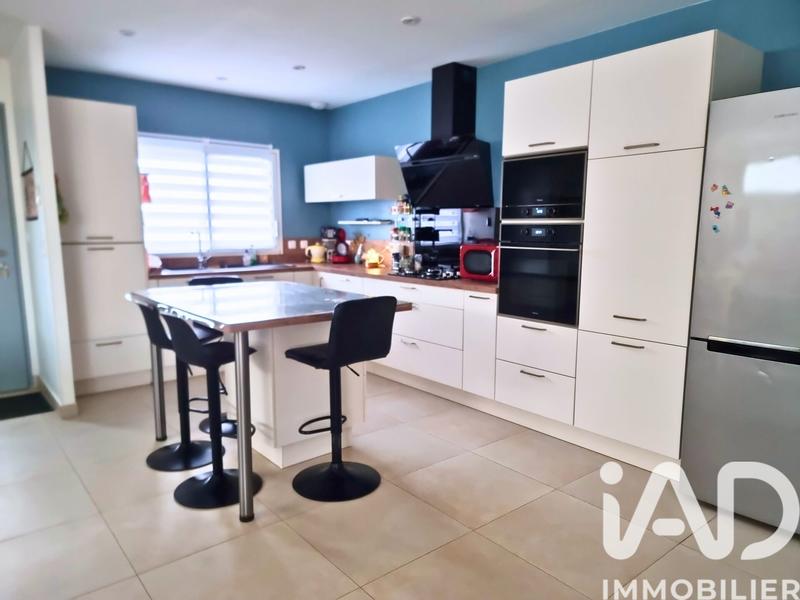 Maison - 95 m² - 4 pièces