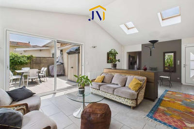 Maison - 100 m² - 4 pièces