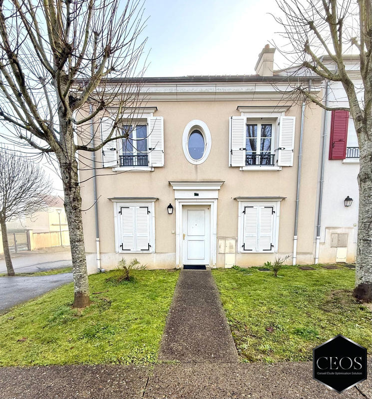 Maison traditionnelle - 88 m² - 5 pièces