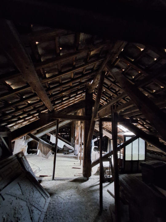 Maison - 950 m² - 42 pièces