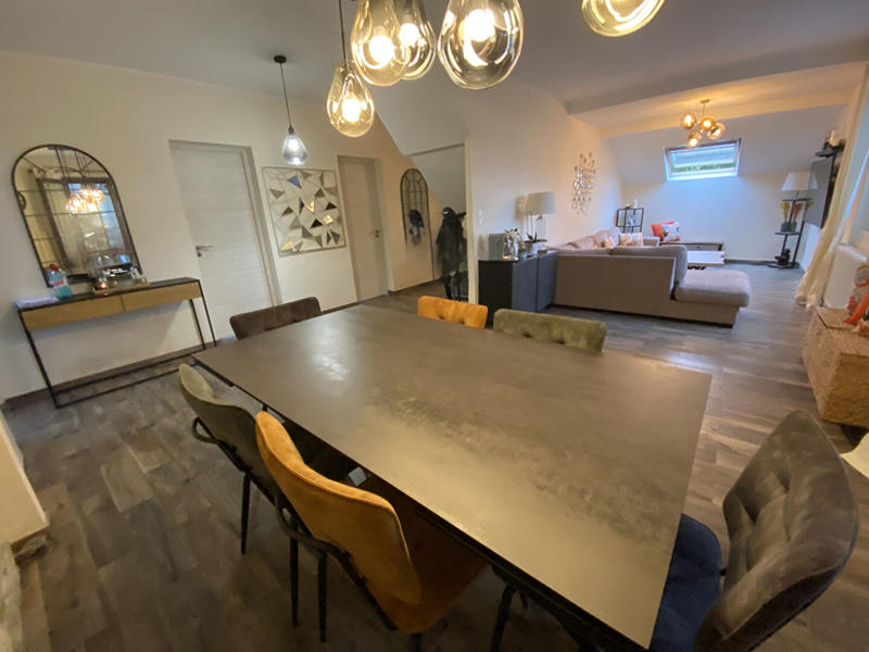 Appartement - 105 m² - 5 pièces