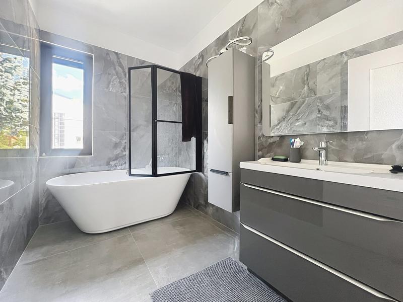 Maison - 153 m² - 6 pièces