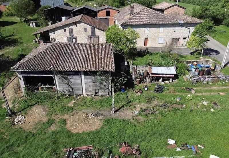 Corps de ferme - 156 m² - 6 pièces