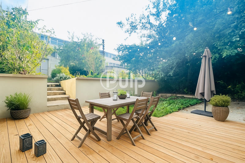 Maison - 93 m² - 6 pièces