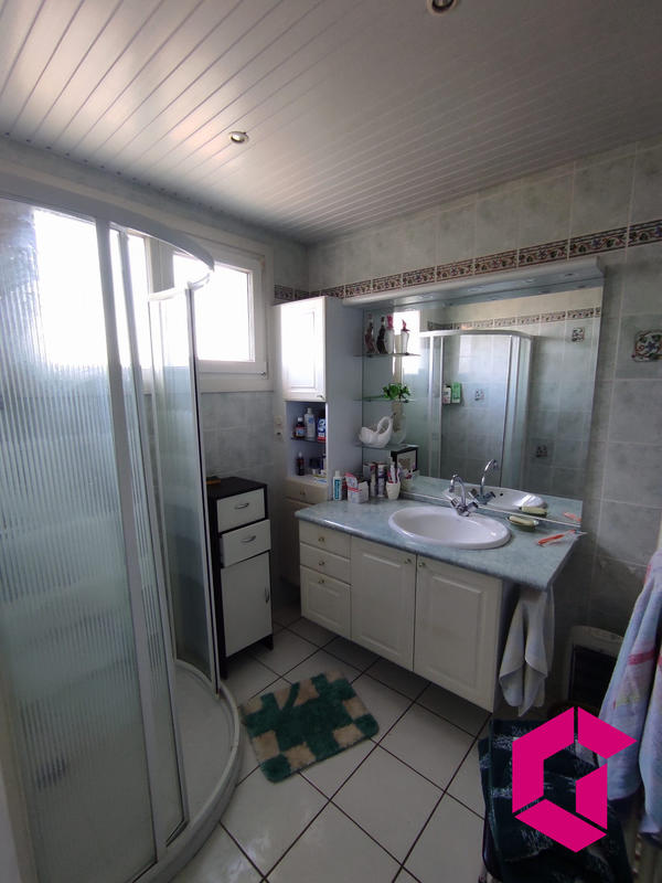 Maison - 120 m² - 7 pièces