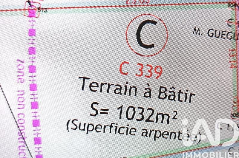 Terrain - 1 032 m²