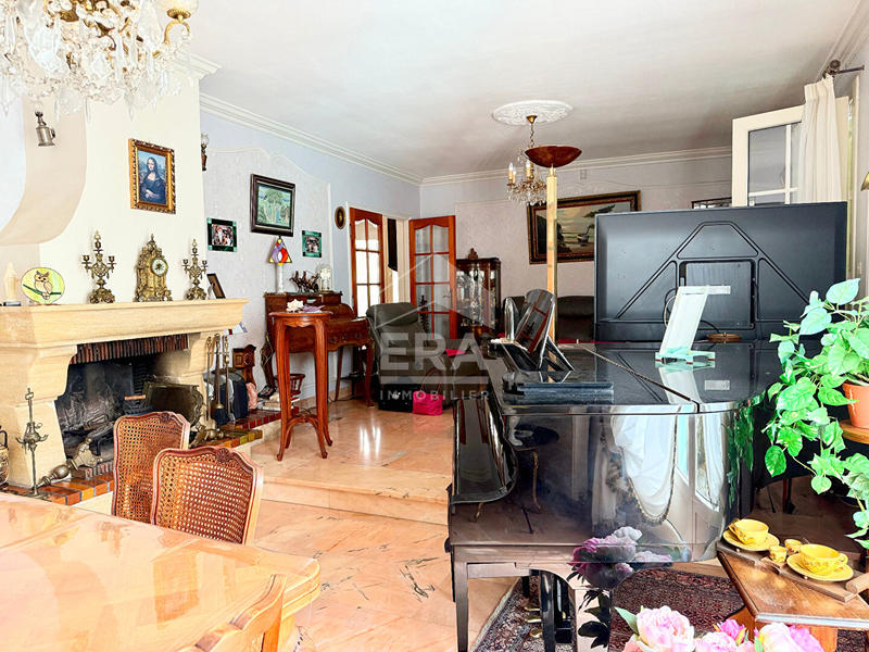 Maison - 147 m² - 5 pièces