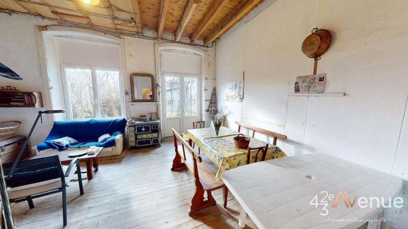 Appartement - 100 m² - 5 pièces