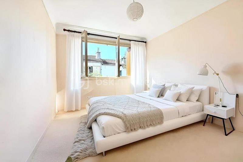 Villa - 152 m² - 6 pièces