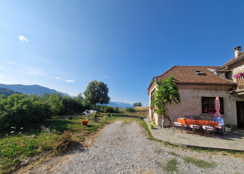 Maison - 190 m² - 10 pièces