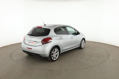 Peugeot 208 1.2 PureTech Feline 5p 110 ch