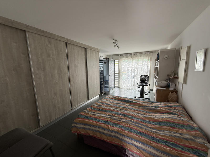 Maison - 181 m² - 1 pièce