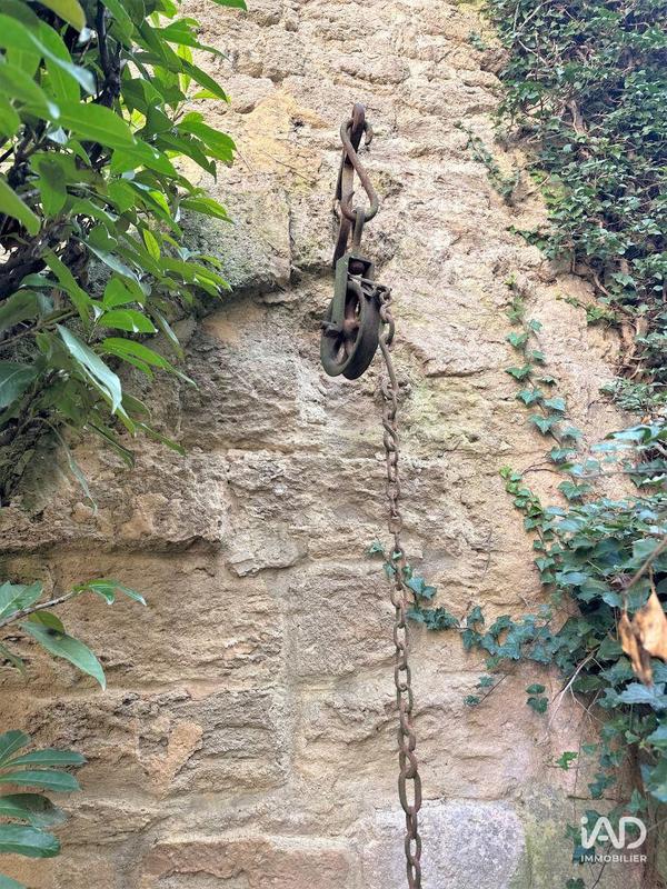 Maison - 690 m² - 17 pièces