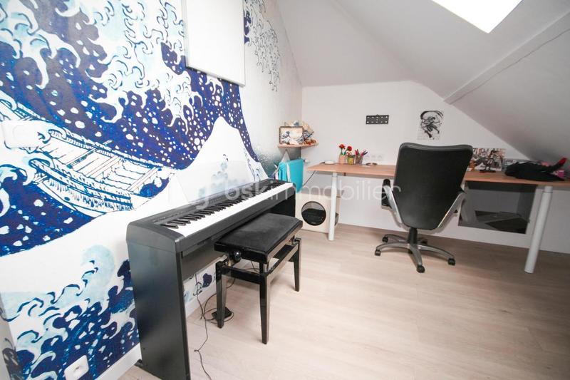 Maison - 150 m² - 8 pièces