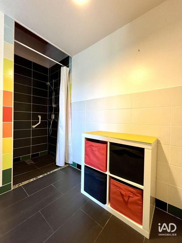 Local commercial - 151 m²