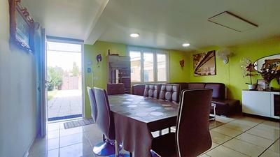 Maison - 162 m² - 8 pièces