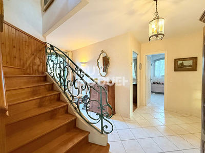 Maison - 130 m² - 7 pièces