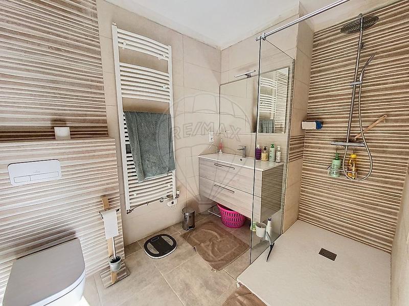 Mas - 210 m² - 7 pièces