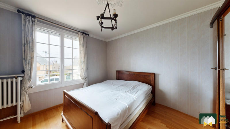 Maison traditionnelle - 107 m² - 4 pièces