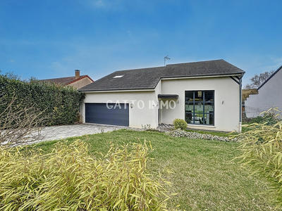 Maison - 177 m² - 7 pièces