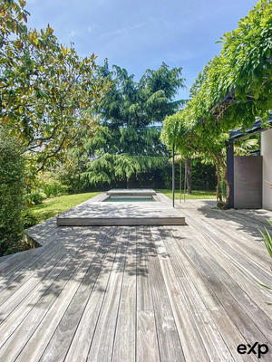 Maison - 161 m² - 5 pièces