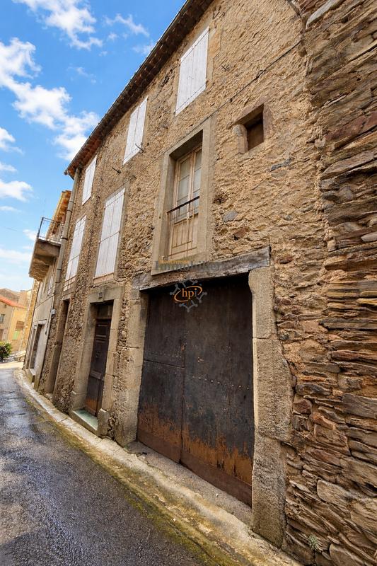 Maison - 96 m² - 5 pièces