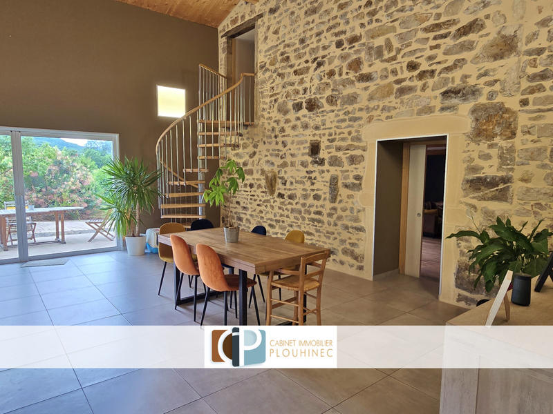 Maison - 172 m² - 5 pièces