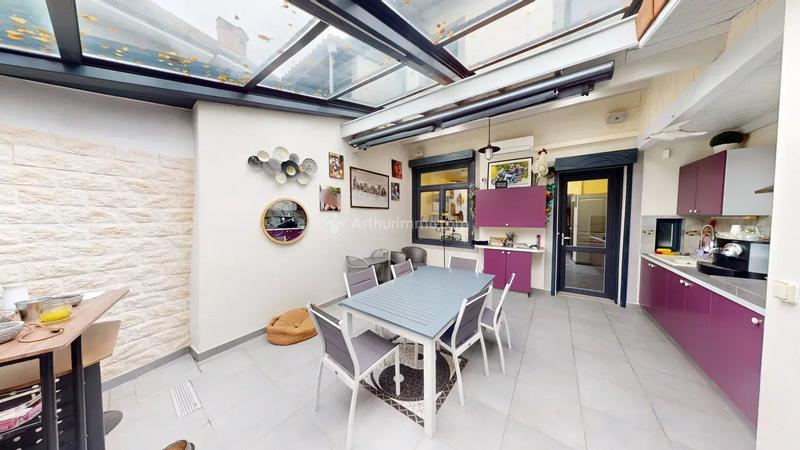 Maison - 155 m² - 5 pièces