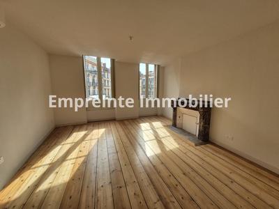 Appartement - 108 m² - 4 pièces