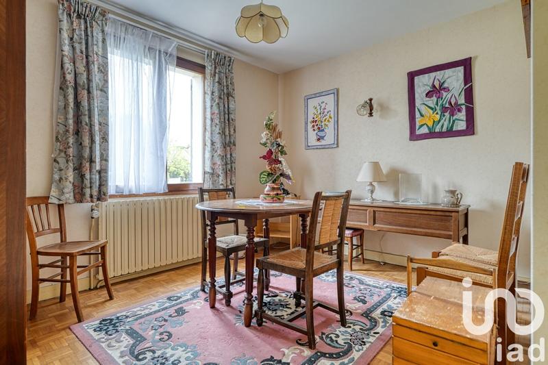 Maison - 200 m² - 5 pièces