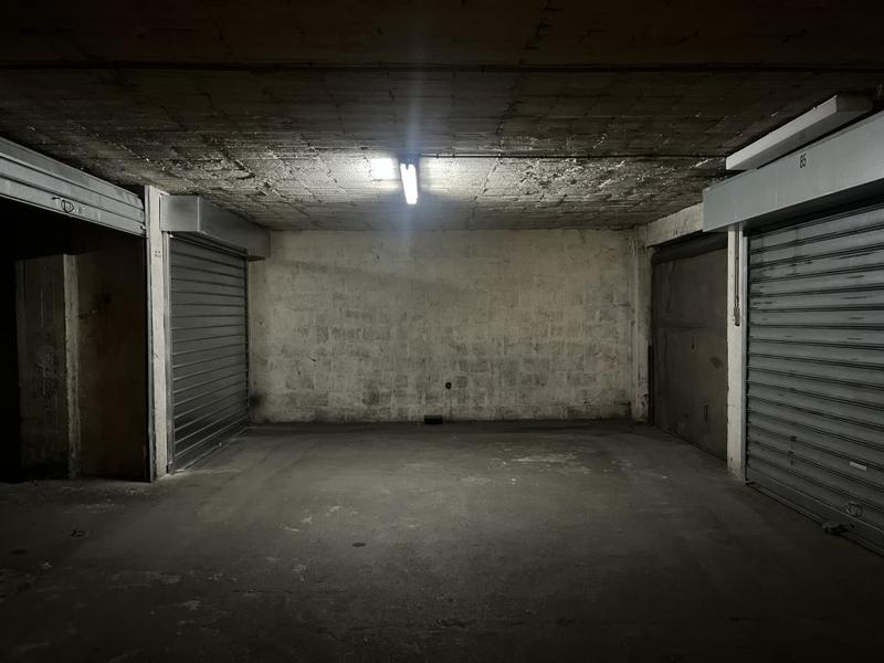 Garage - 13 m²