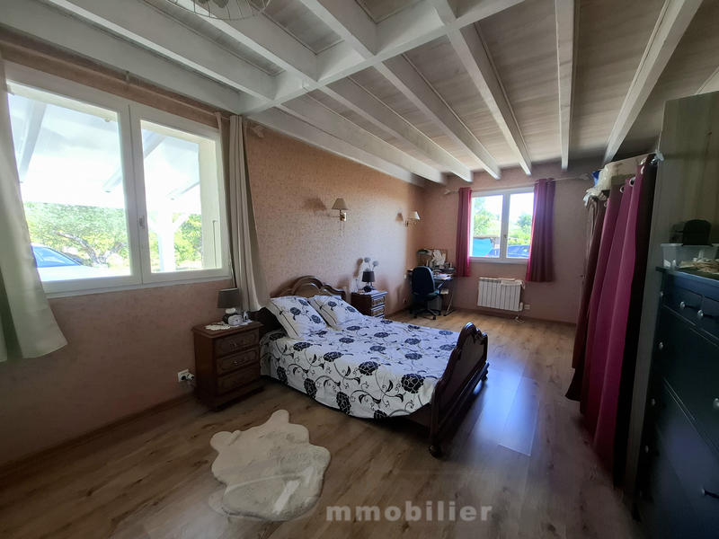 Maison - 138 m² - 4 pièces