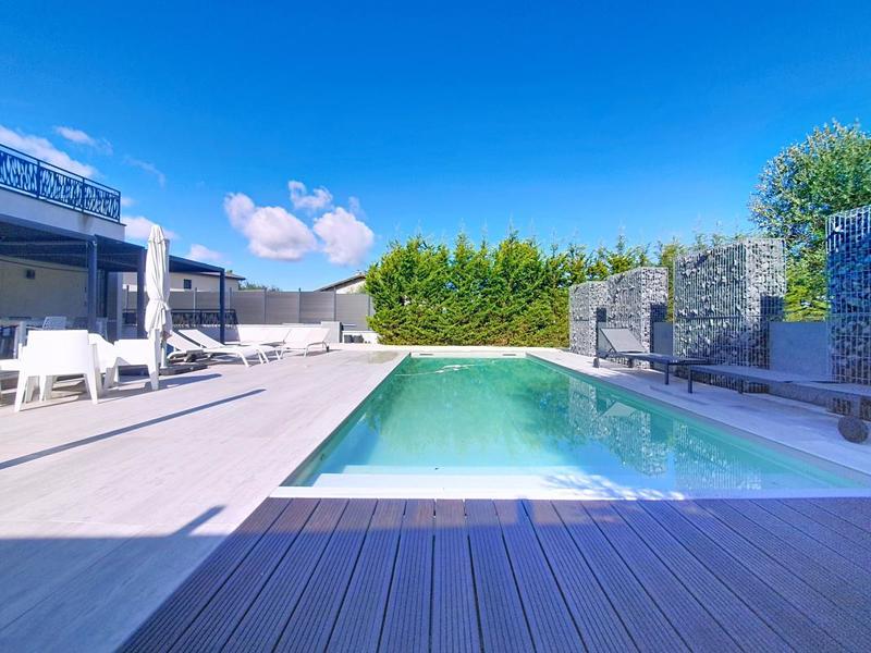 Maison - 169 m² - 5 pièces