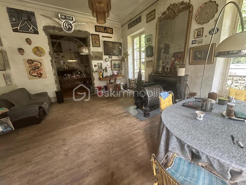 Maison de maîtres - 800 m² - 10 pièces